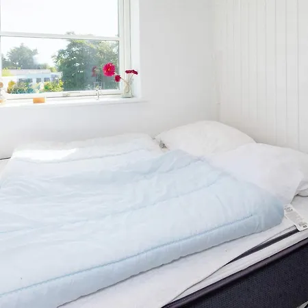 6 Person In Hjorring-by Traum *